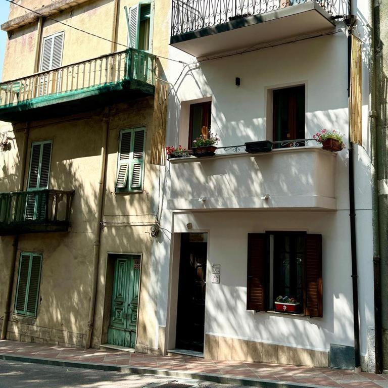 Casa Del Corso Hotel Dorgali Buitenkant foto