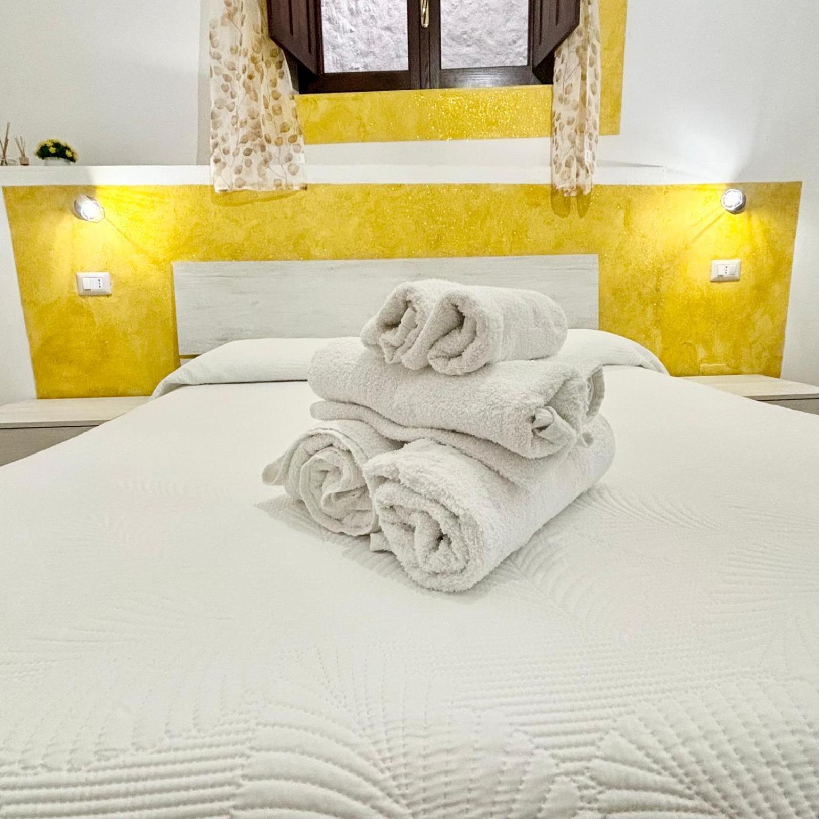 Casa Del Corso Hotel Dorgali Buitenkant foto