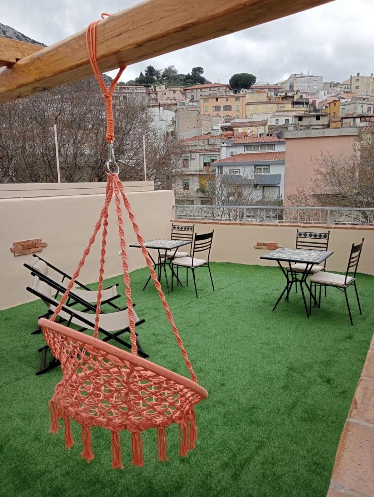 Casa Del Corso Hotel Dorgali Buitenkant foto